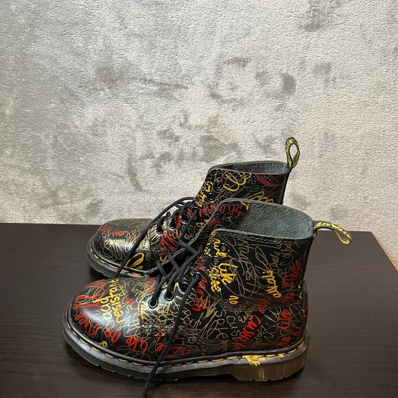 Dr Martens 8175 Black Graffiti Made in England Size 4 US Womens 6 - Picture 1 of 6